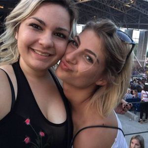 Meet your Posher, Lianna